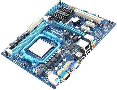 Материнська плата GIGABYTE GA-M68MT-S2 SocketAM3+, фото 1