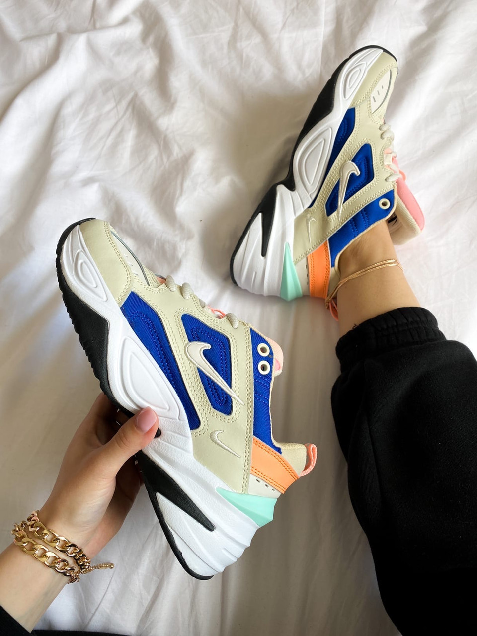 Nike M2k Tekno"