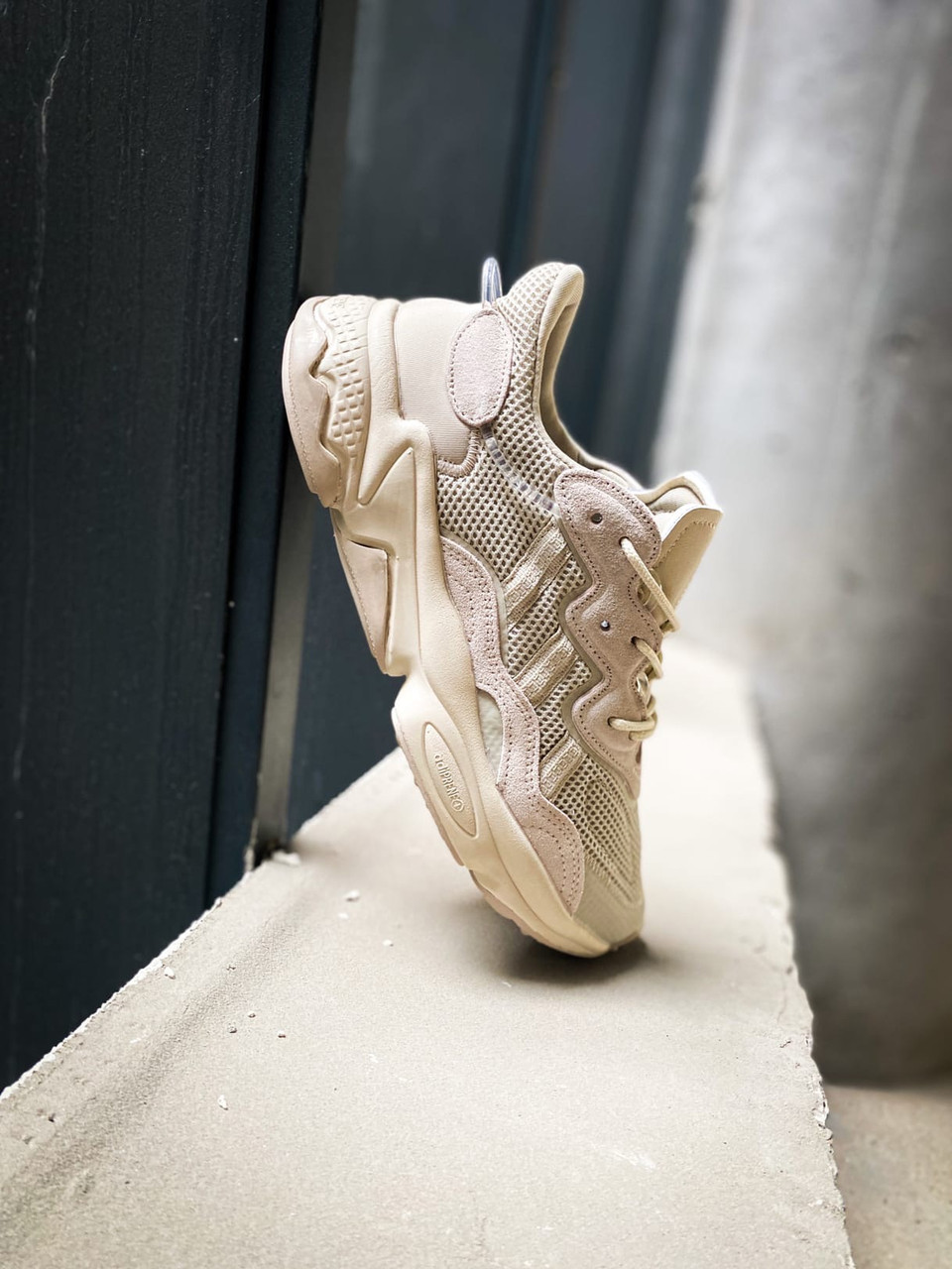 Adidas Ozweego "Beige"
