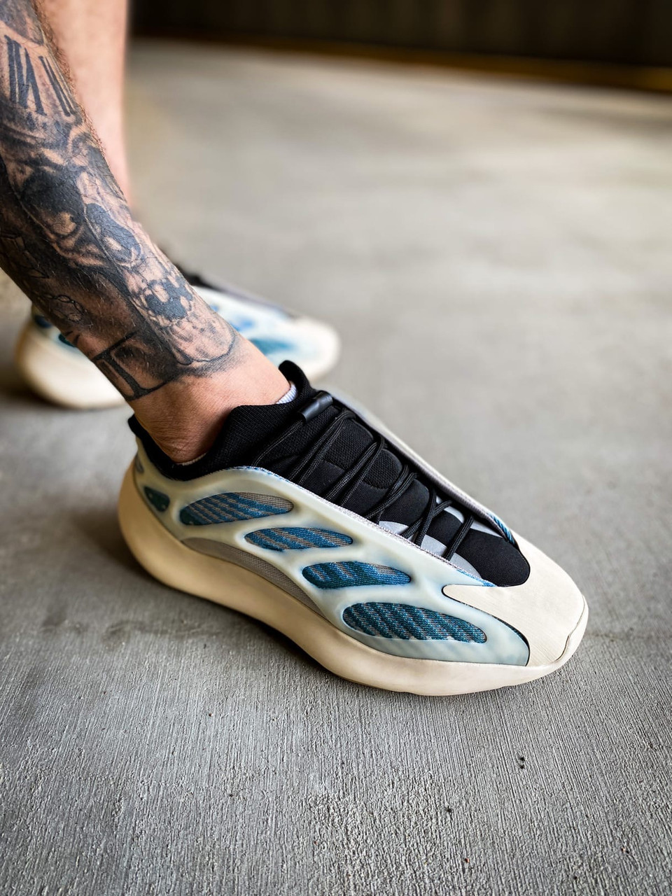 Adidas Yeezy 700 V3 "Kyanite"
