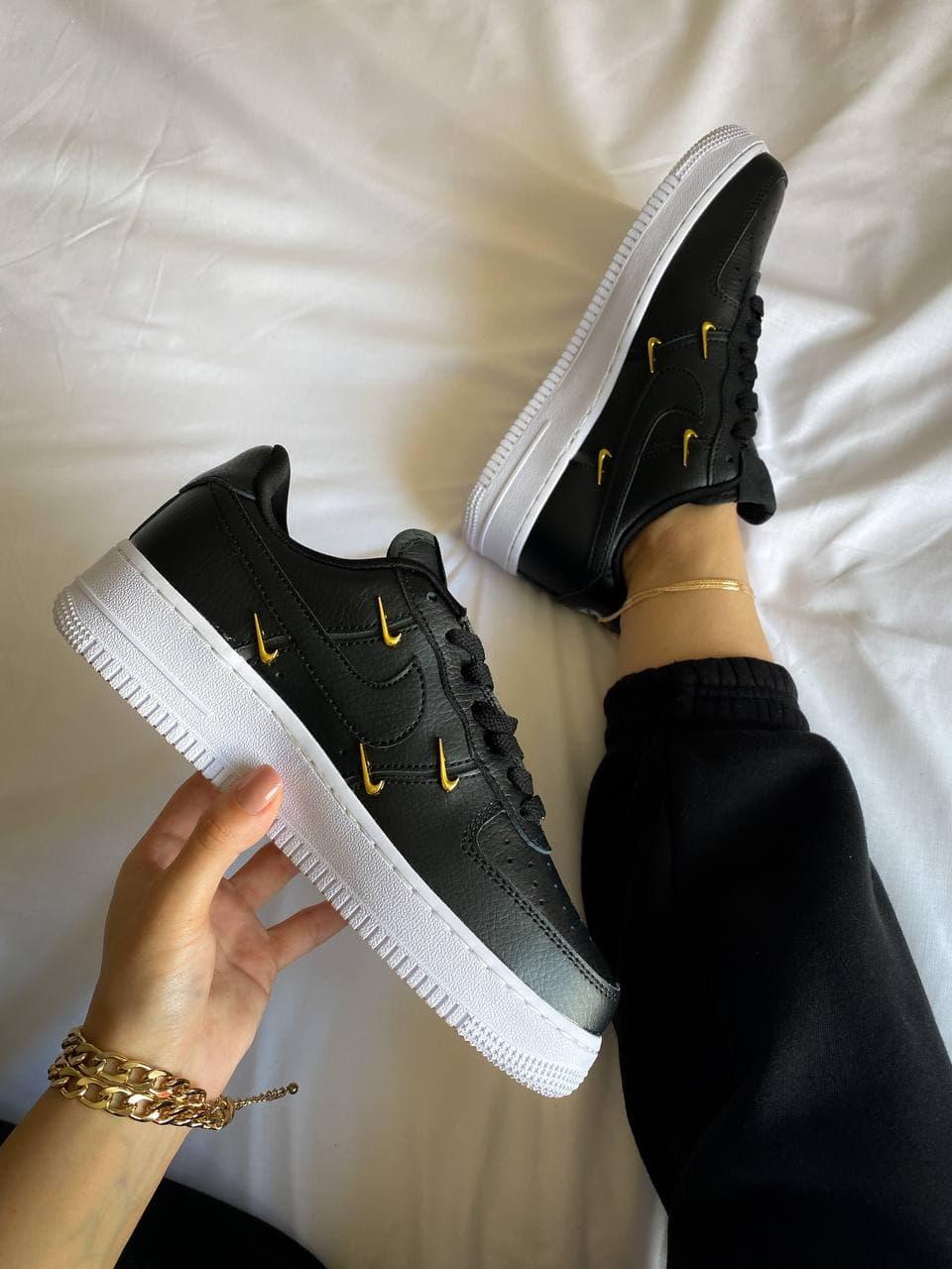 Nike Air Force 1 07 LX Sisterhood "Black Metallic"