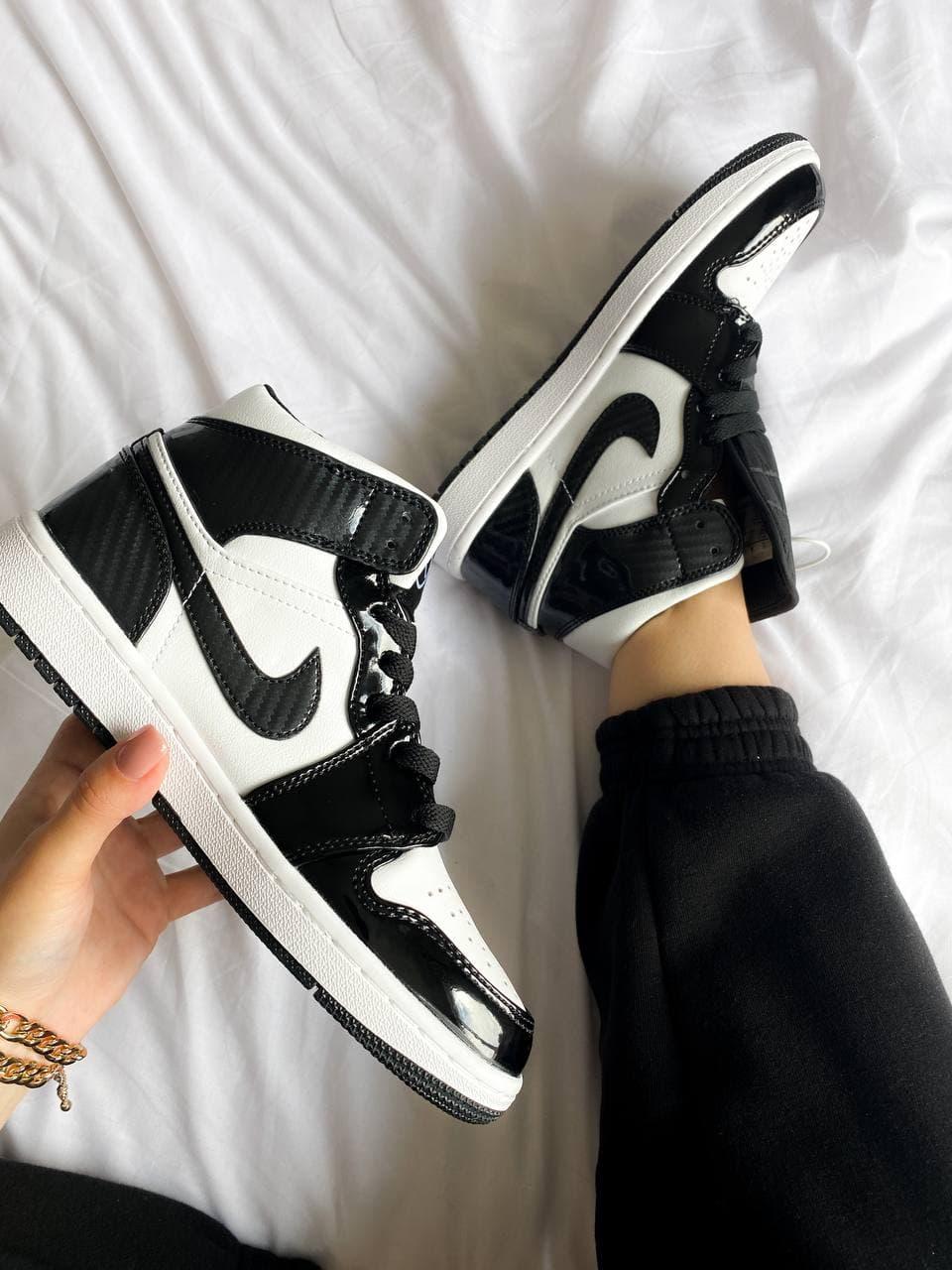 Nike Air Jordan 1 SE Mid ASW"Carbon Fiber"
