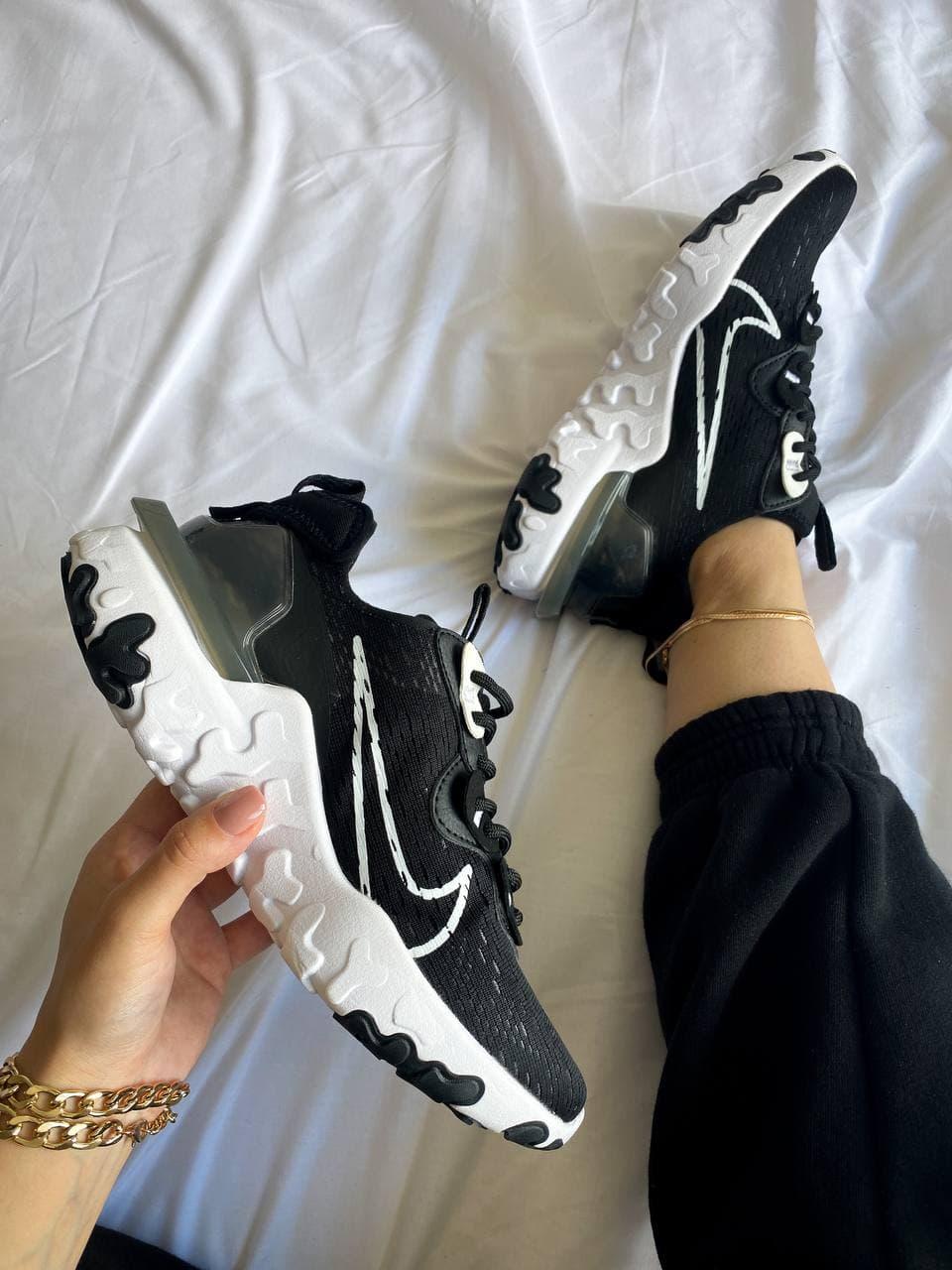 Nike React Vision "Black/White"