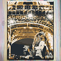 Картина по номерам Strateg Романтика "Поцелуй возле Эйфелевой башни" 40*50 см, без коробки