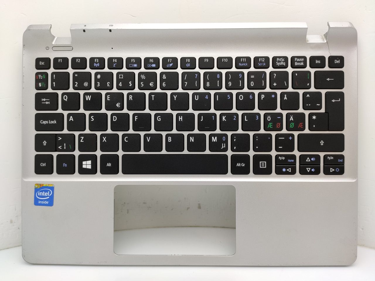 Acer Aspire E3-111 V3-111P Корпус C (топкейс з клавіатурою EN, середня частина) Срібло, USB Зліва бу
