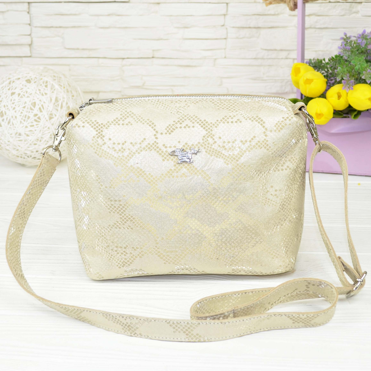 Сумка жіноча від ТМ "Vasha Para". Натуральна шкіра з тисненням пітон, колір золото, фото 1