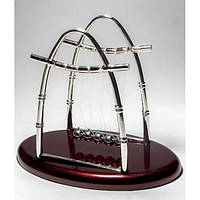 Маятники Ньютона настільні