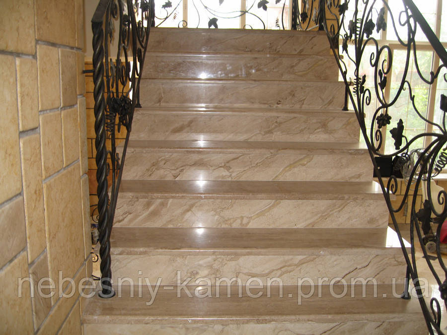 Лестница из натурального камня на заказ - фото 3 - id-p1446649049