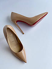 Жіночі бежеві лаковані туфлі-човники Christian Louboutin So Kate 12 см Лабутени нюд з червоною підошвою, фото 6