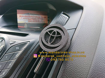Ароматизатор Toyota на дефлектор, парфум для Тойота