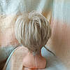 Перука коротка пишний з термоволокна попилясто-платиновий блонд MADREN CW -H16/613, фото 5
