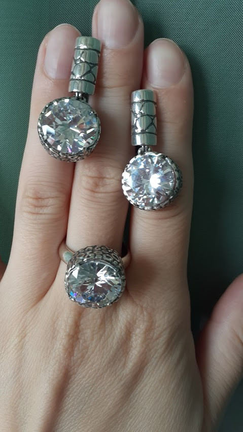 Срібний комплект від Хартів із великим каменем, фото 1