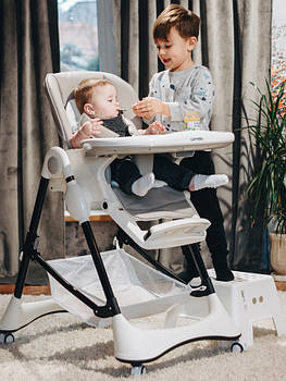 Стільчик для годування дітей З ременями і підносом Сірий CARRELLO Stella CRL-9503 Palette Grey / 1 / MOQ