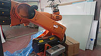 Б/у робот Kuka KR 240-2