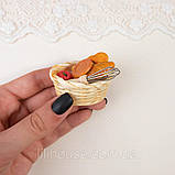 Мініатюрний кошик з багетами і гарбузом, фото 2