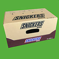 Брендований шоу-бокс "Snickers"