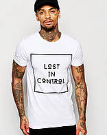 Модная футболка с логотипом "Lost in Control"