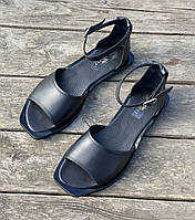 Модные женские босоножки из натуральной кожи классические летние сандалии без каблука повседневные 0540 чёрные