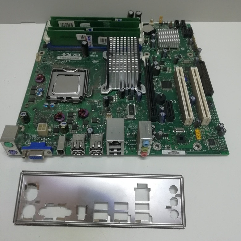 Материнская плата сокет LGA775 Intel DG33BU (чипсет G33) с видеокартой, процессором и памятью 2Гб - фото 1 - id-p1448829481