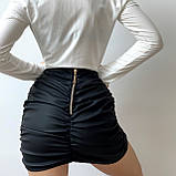 Модна спідниця з еко-шкіри з драпіруванням і блискавкою, фото 2