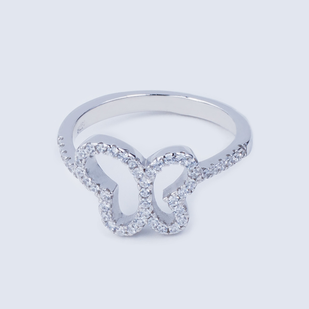 Каблучка TOP Silver размер 18,0 3,00 г 510188б