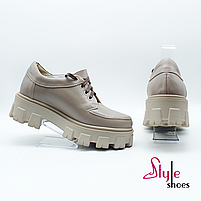 Туфлі жіночі зі шкіри бежевого кольору на тракторній підошве “Style Shoes”, фото 5