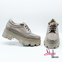 Туфлі жіночі зі шкіри бежевого кольору на тракторній підошве “Style Shoes”, фото 4