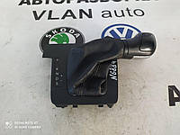 Ручка АКПП 561713203 VW Б 7 USA 2.5б