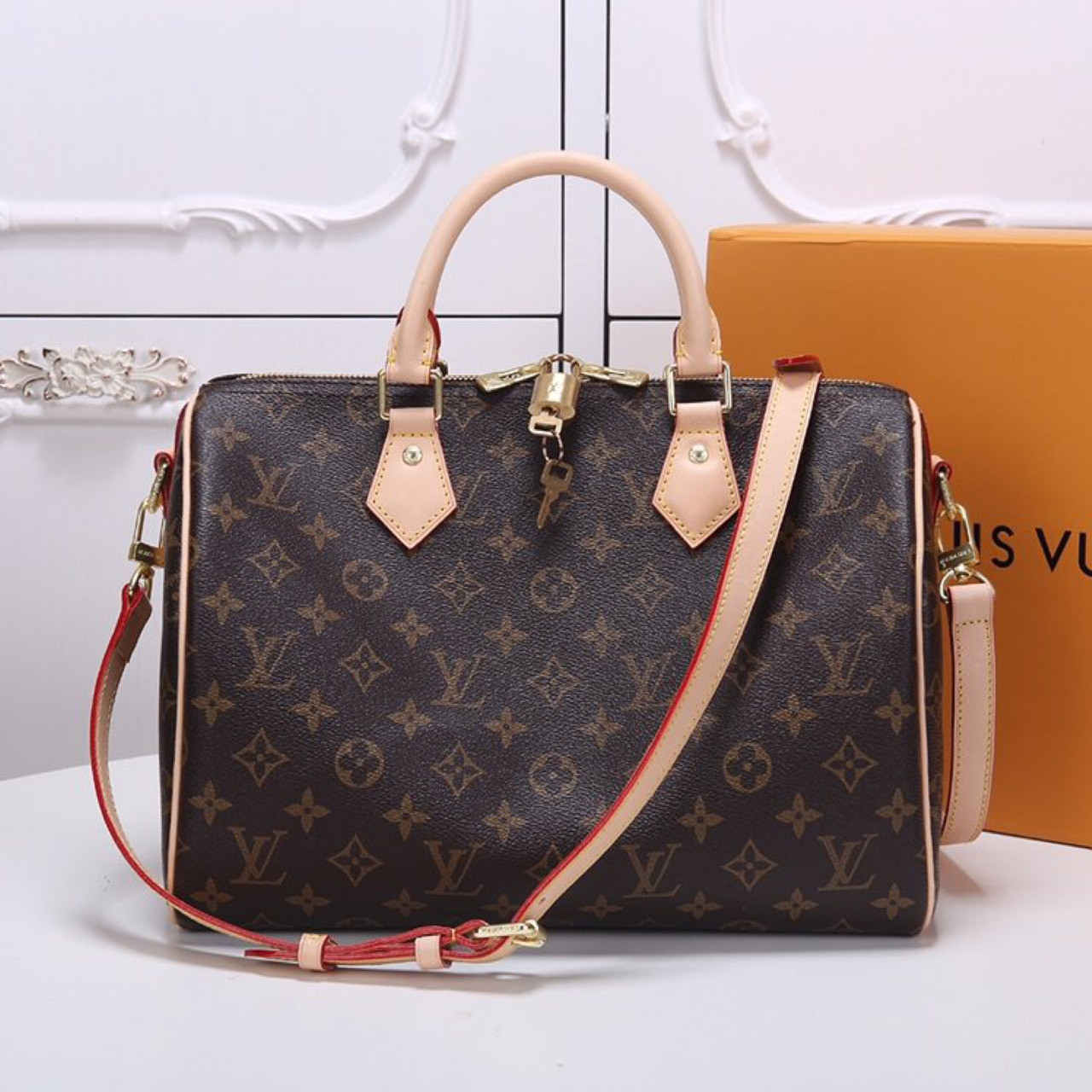 ᐉ Сумка Louis Vuitton красная скидка 20  Luckystyle