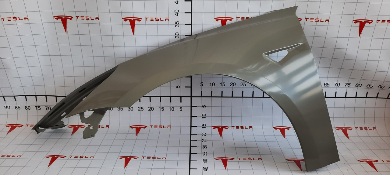 1081401-EO-L Переднє крило ліве Tesla Model 3 (1081401)