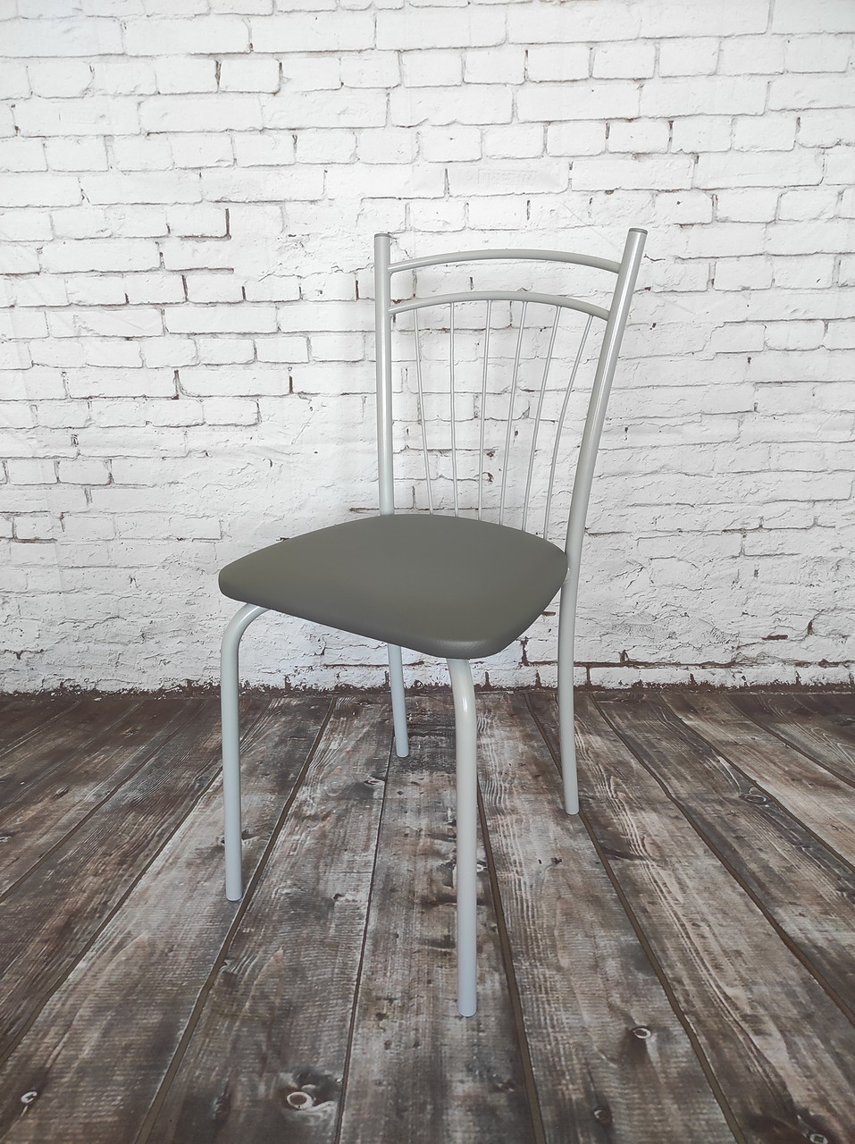 Стілець кухонний MirMax Софія Сірий 83х40 см Металевий стілець з м'яким сидінням