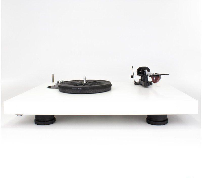 Проигрыватель винила Pro-Ject Debut Carbon EVO 2M-Red Satin White - фото 4 - id-p1449596451