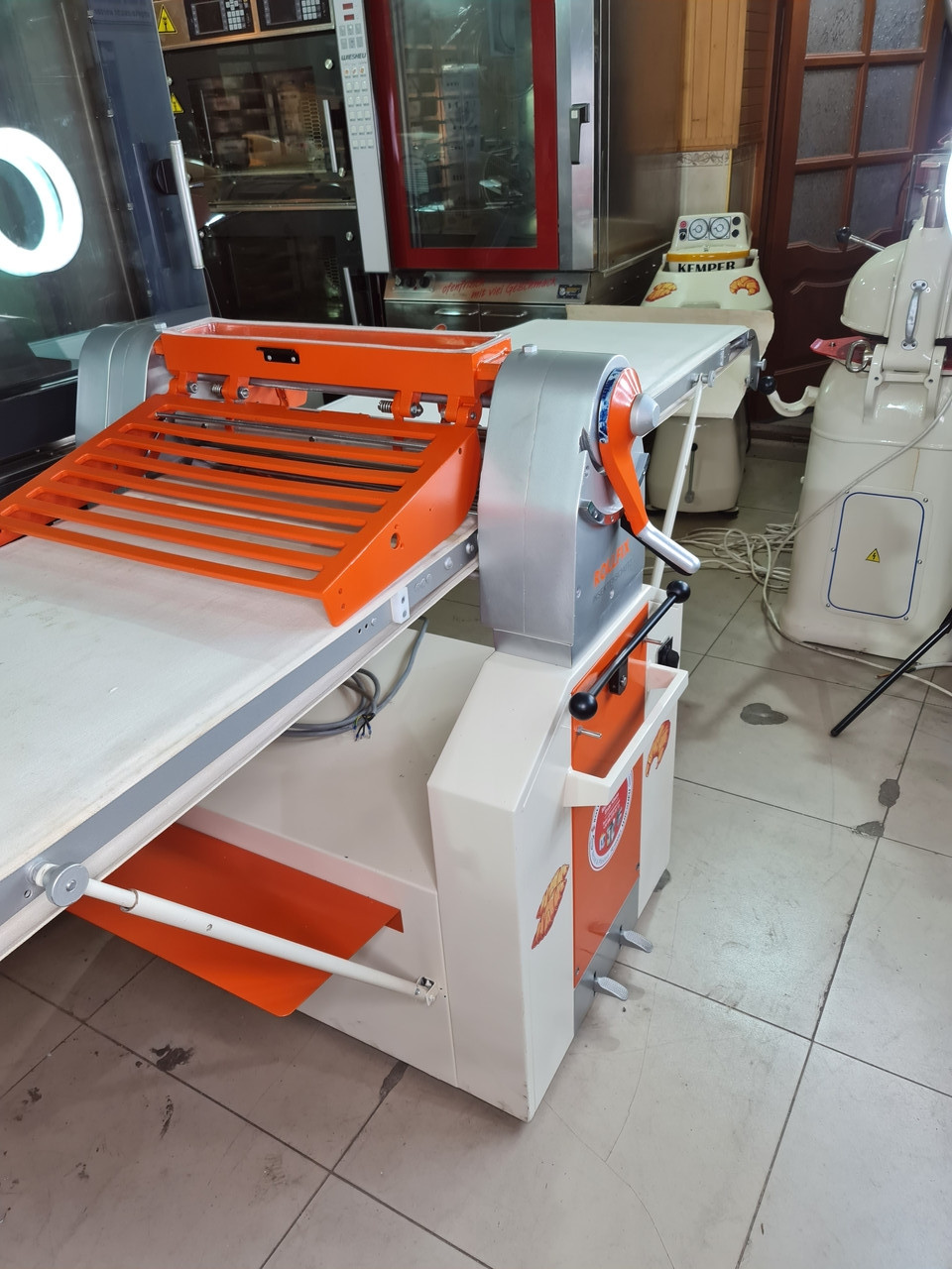 Тестораскаточная машина для пекарни и кондитерки Rollfix - фото 3 - id-p1449932878