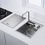 Прихована кухонна мийка Platinum Handmade 4050 з дозатором та змішувачем, фото 2