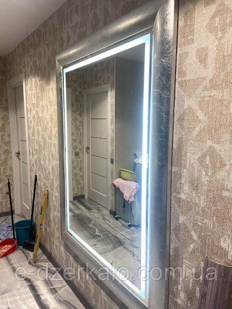 Дзеркало в рамі з підсвічуванням Marano 700*1000мм, фото 1