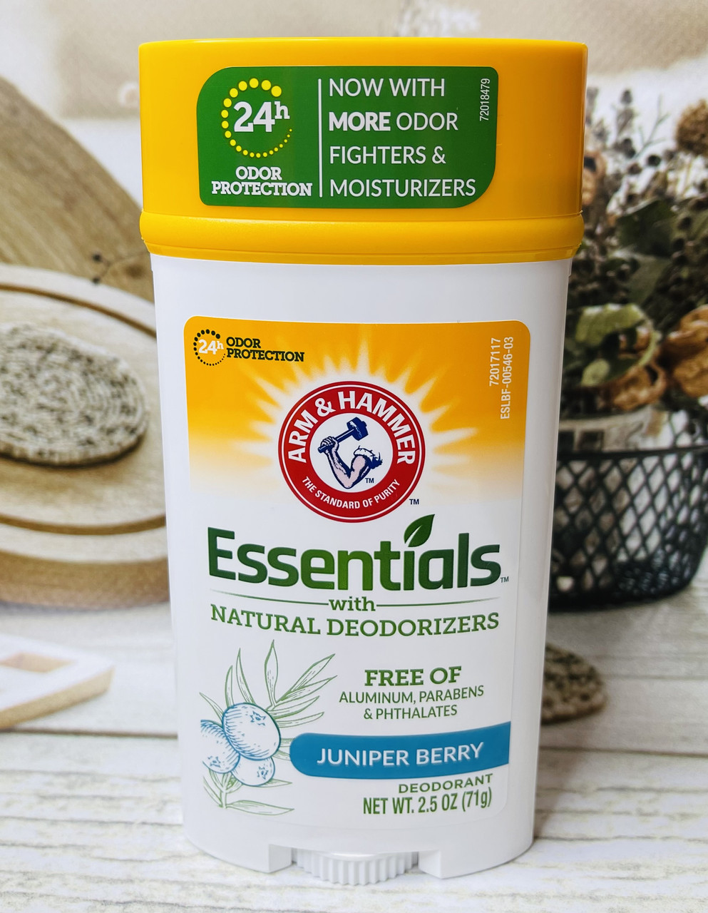 Натуральний твердий дезодорант ARM and HAMMER Essentials Ялівець і ягоди