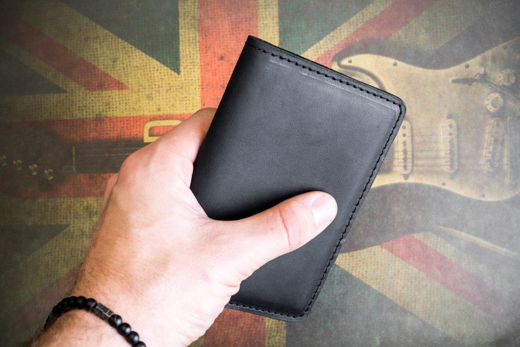 Портмоне для документов паспорта и денег натуральная кожа мужское ФЛАГМАН черное - фото 2 - id-p1450351243