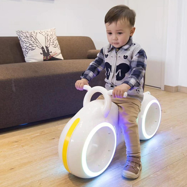 Дитячий беговел Мотоцикл Трон Байк з Led підсвічуванням коліс. Велобіг від Tron Bike GS-0020