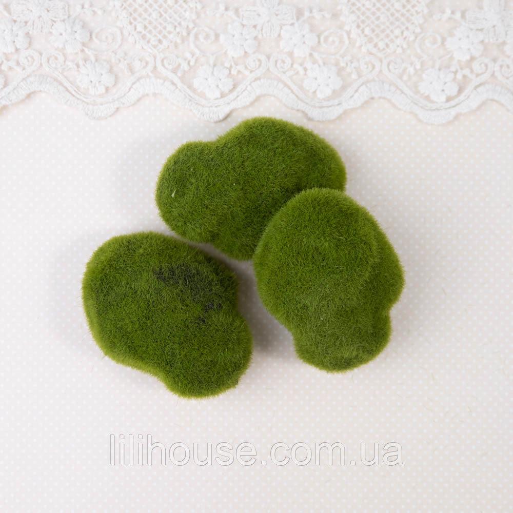 Мініатюрний штучний мох камінь 7*4.5 см, фото 1