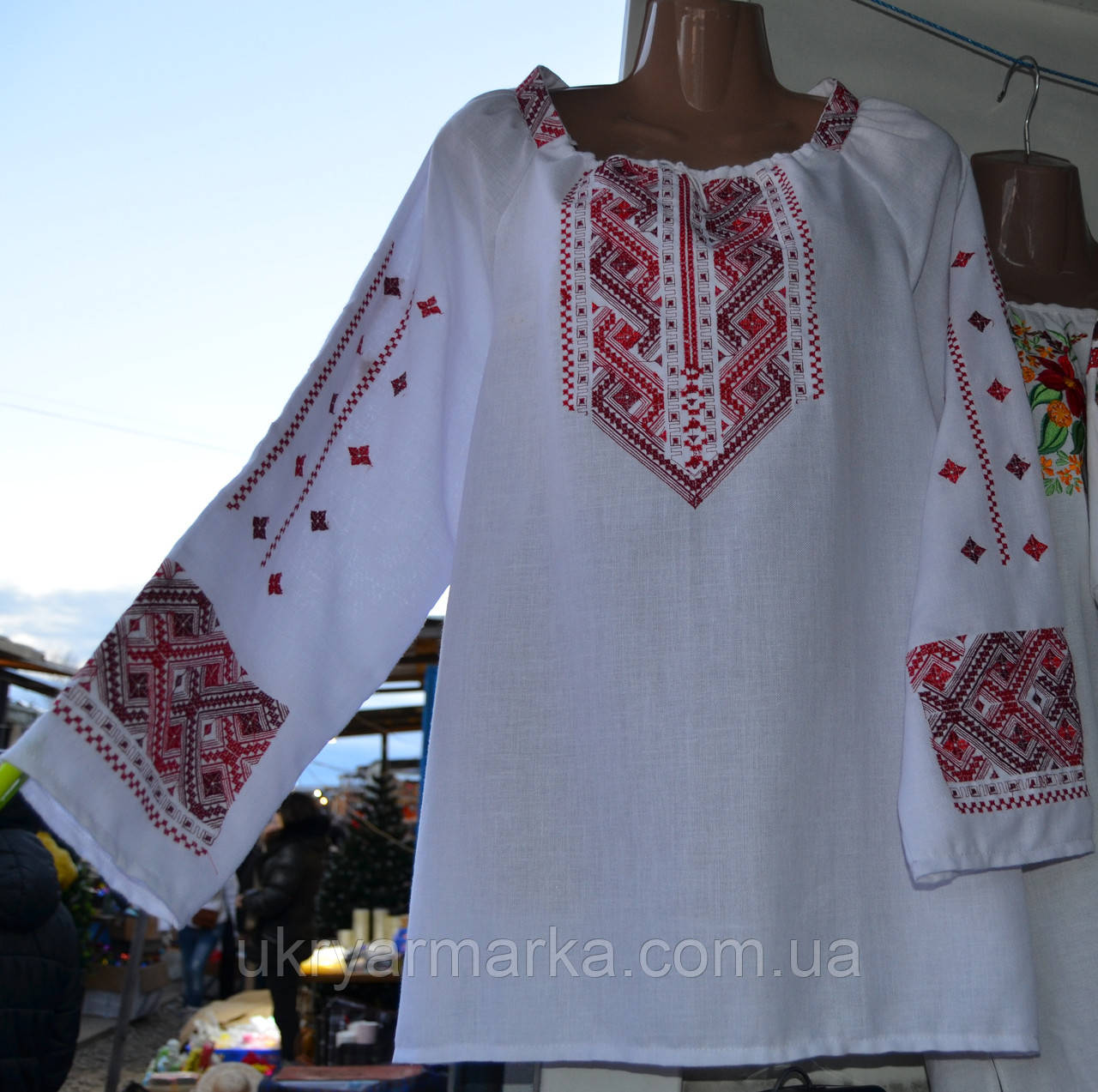 Жіноча вишита блузка "Вісімка"