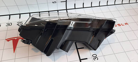 1077391-R Передня протитуманна фара права Tesla Model 3 (6002TC0504), фото 3