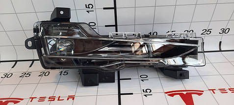 1077391-R Передня протитуманна фара права Tesla Model 3 (6002TC0504), фото 2