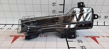 1077391-L Передня протитуманна фара ліва Tesla Model 3 (6002TC0503)