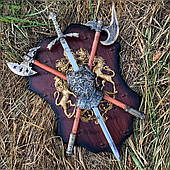 Сувенірна панно "Парадне сокири статури"