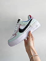 Классные кроссы с цветными деталями Nike Air Force 1 женские. Женские модные кроссовки Найк Аир Форс.