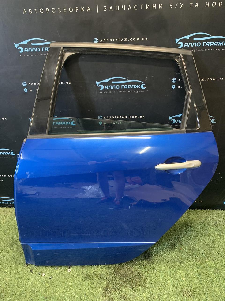 Дверка задня ліва Renault Grand Scenic 3 09 ->15 (Дверка задня ліва Рено Гранд Сценік 3 09 ->15), фото 1