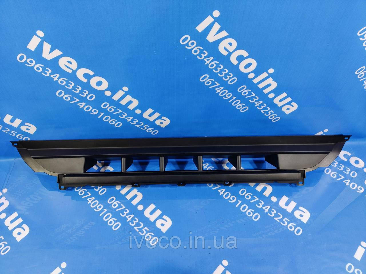 Спойлер під бампер Iveco Stralis Hi Way Івеко Страліс 5801562137 TD25-59-011