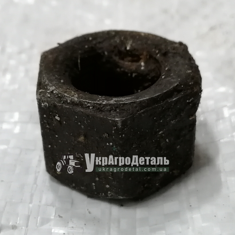 Гайка кришки ЮМЗ Д65-01-019