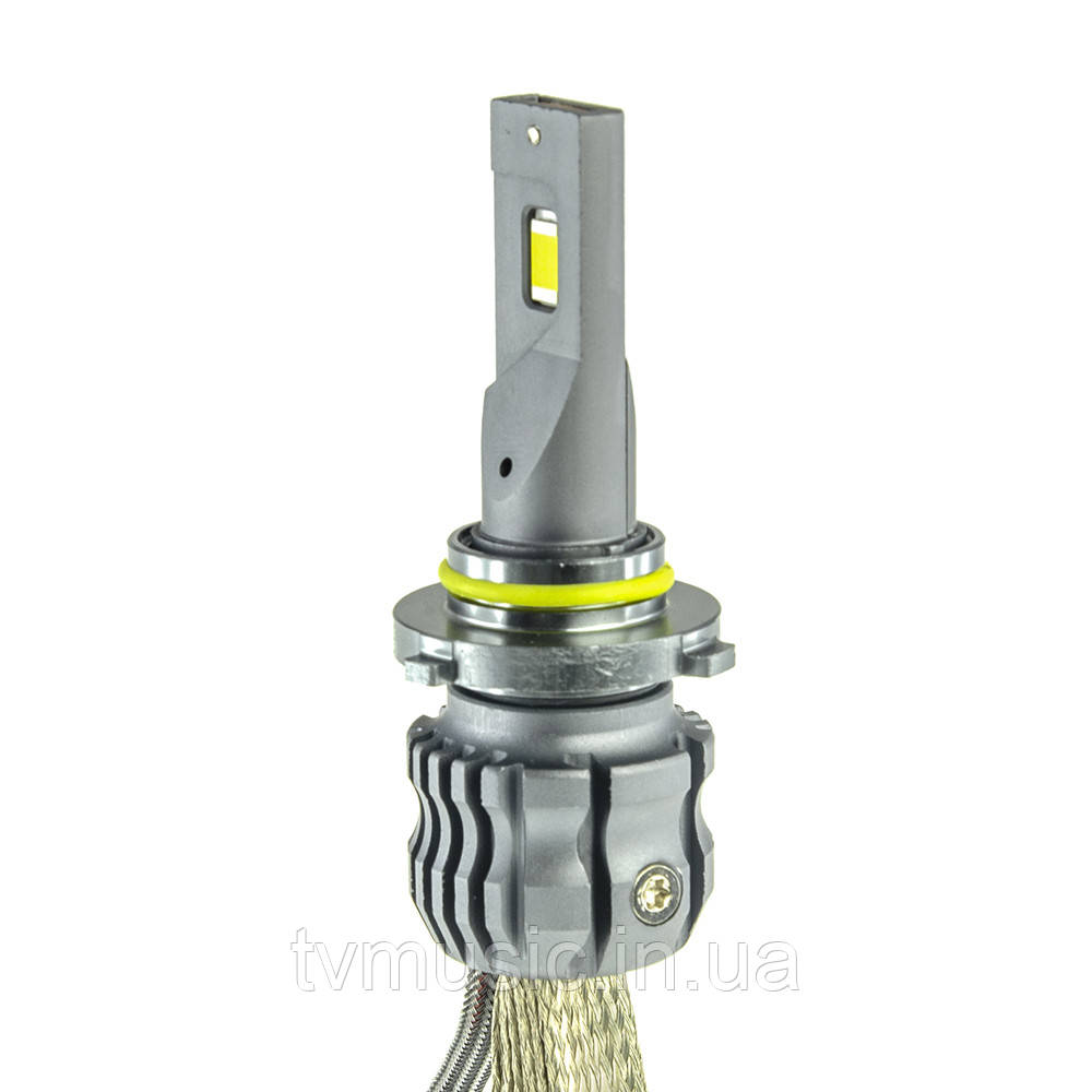 LED-лампа CYCLONE HB3305 6000K type 36