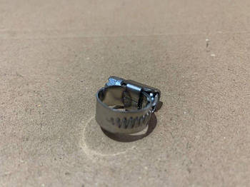 Хомут затяжний оцинкований 8-12мм.